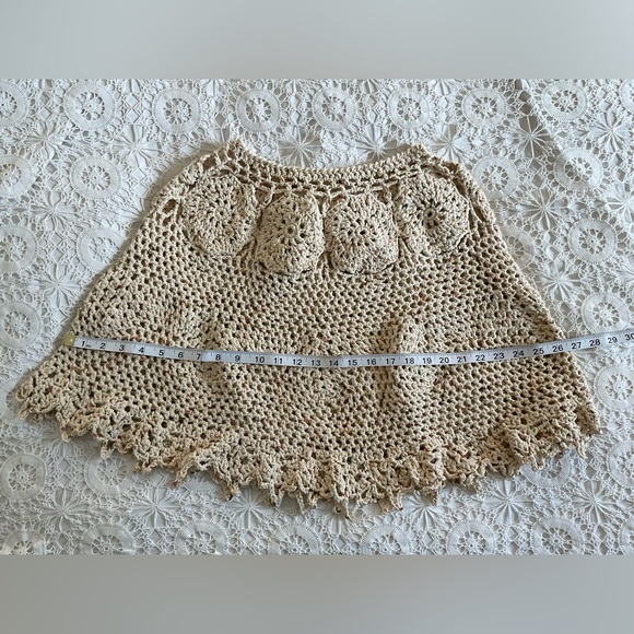 Vintage handmade knit beige floral pattern poncho - Picture 4 of 4